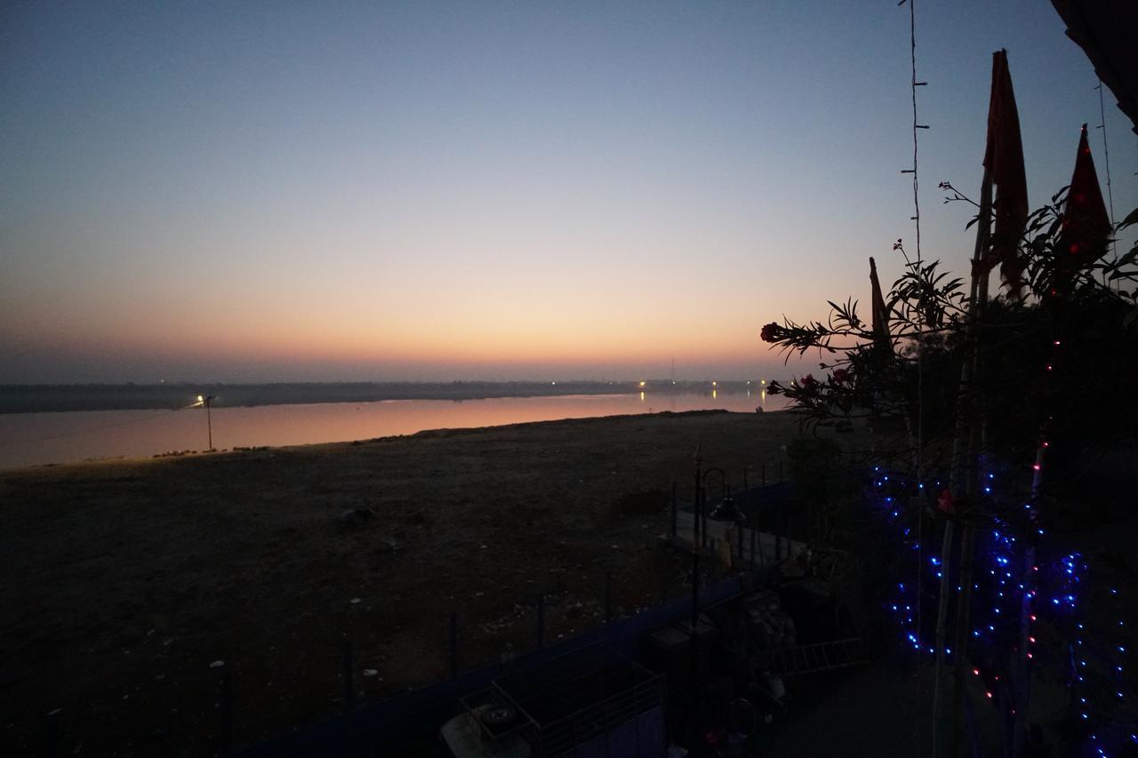 Ganga Paying Guest House バラナシ エクステリア 写真